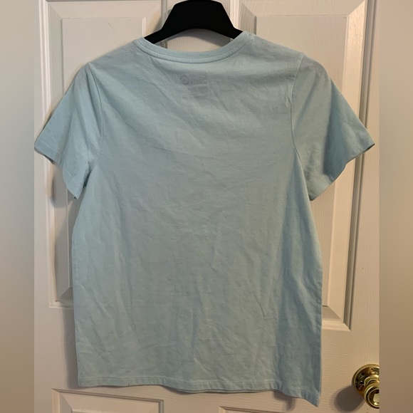 NWT SMALL LIGHT BLUE SPOTLIGHT ART GRAPHIC TEE - Picture 2 of 5